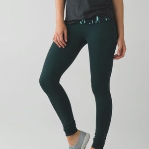 Lululemon Wunder Under Pant III (Reversible) Size 4 Dark Fuel / Menthol